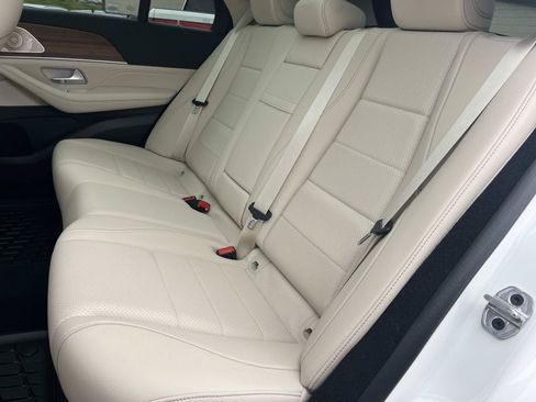 Certified 2025 Mercedes-Benz GLE 350 4MATIC image 18