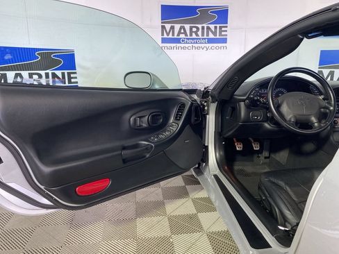 Used 2003 Chevrolet Corvette Z06 w/ Memory Package, 3 Drivers RWD image 24