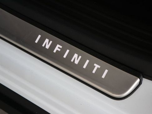 Certified 2025 INFINITI QX50 Luxe image 24
