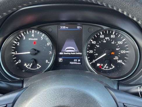 Used 2020 Nissan Rogue SL AWD/4WD image 34