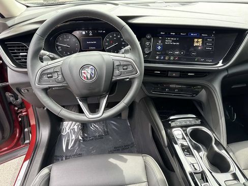 Used 2023 Buick Envision Avenir AWD/4WD image 31