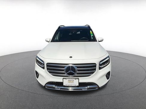 Used 2025 Mercedes-Benz GLB 250 image 4