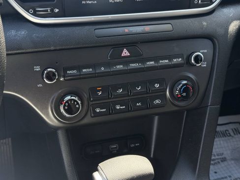 Used 2020 Kia Sportage LX AWD/4WD image 19