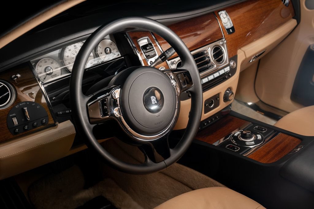 Used 2010 Rolls-Royce Ghost RWD image 10