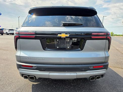Used 2026 Chevrolet Traverse LT AWD/4WD image 5