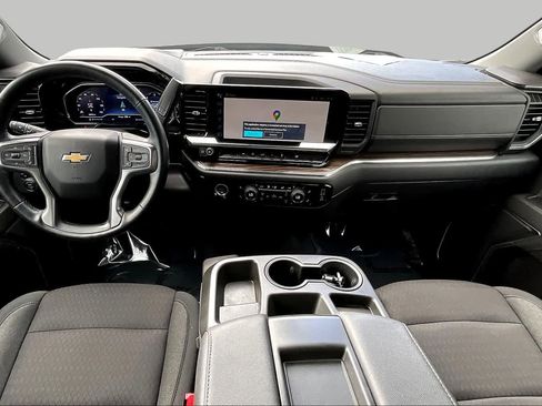 Used 2023 Chevrolet Silverado 1500 LT AWD/4WD image 17