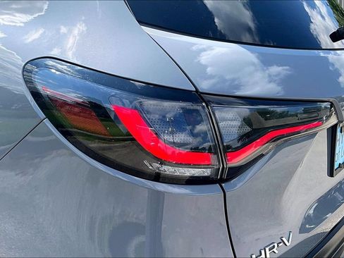 Used 2023 Honda HR-V Sport image 31