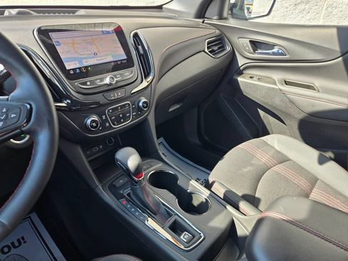 Used 2023 Chevrolet Equinox RS AWD/4WD image 22