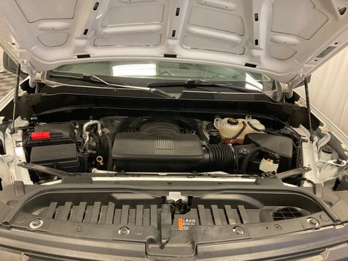 Used 2023 Chevrolet Silverado 1500 W/T w/ WT Value Package AWD/4WD image 15