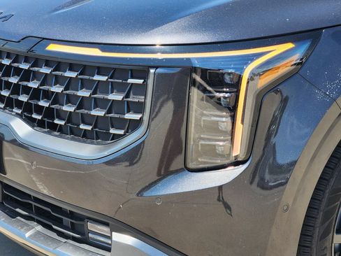 New 2026 Kia Carnival SX Prestige FWD image 6