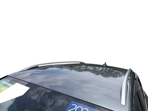 Certified 2024 Volkswagen Taos SE w/ Black Wheel Package FWD image 13