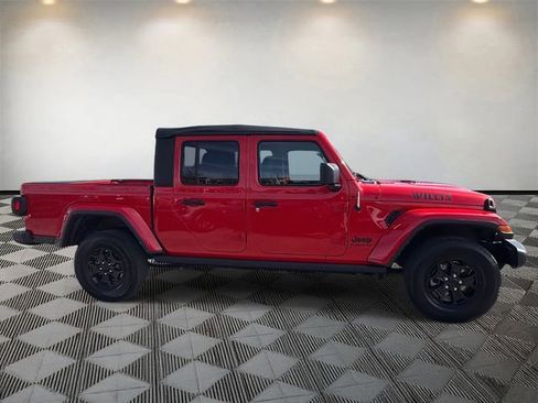 Used 2022 Jeep Gladiator Willys image 4
