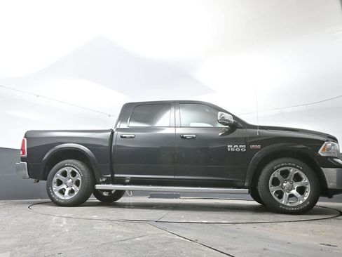 Used 2017 RAM 1500 Laramie w/ Convenience Group image 24
