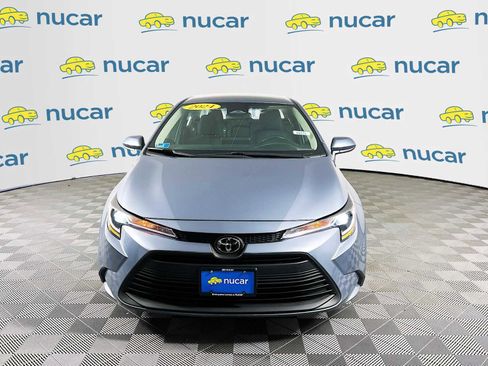 Used 2024 Toyota Corolla LE image 2