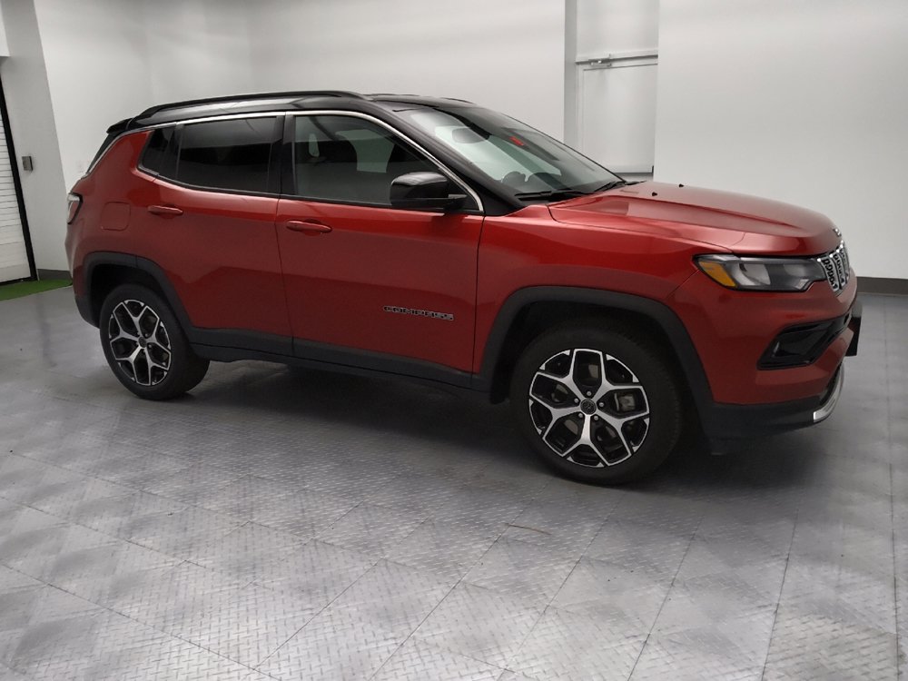 Used 2025 Jeep Compass Limited AWD/4WD image 11