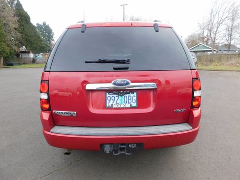 Used 2010 Ford Explorer XLT image 24