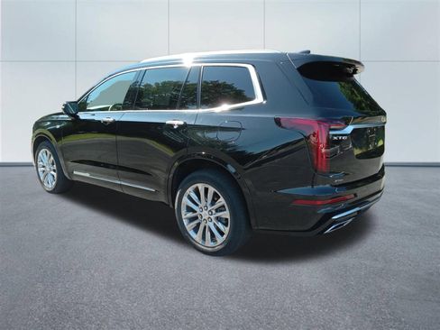 Certified 2023 Cadillac XT6 Premium Luxury w/ Technology Package AWD/4WD image 3