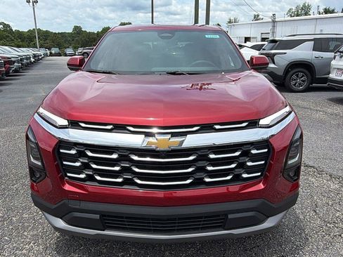 New 2026 Chevrolet Equinox LT w/ Safety and Technology Package FWD image 2