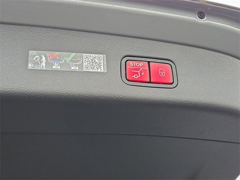 New 2026 Mercedes-Benz GLC 300 4MATIC image 30