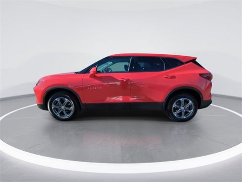 Used 2025 Chevrolet Blazer LT image 5