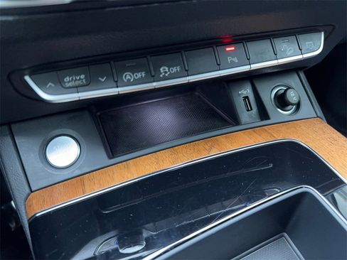 Used 2023 Audi Q5 2.0T Premium w/ Convenience Package image 68