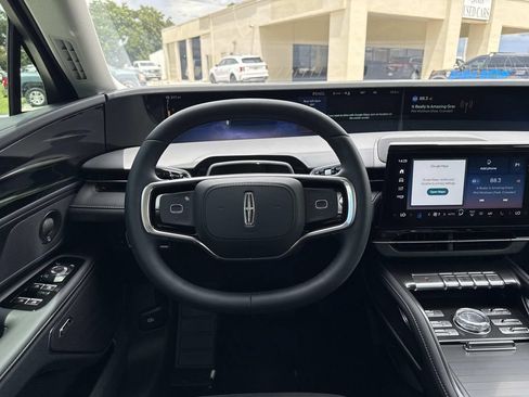 New 2026 Lincoln Nautilus Reserve AWD/4WD image 17