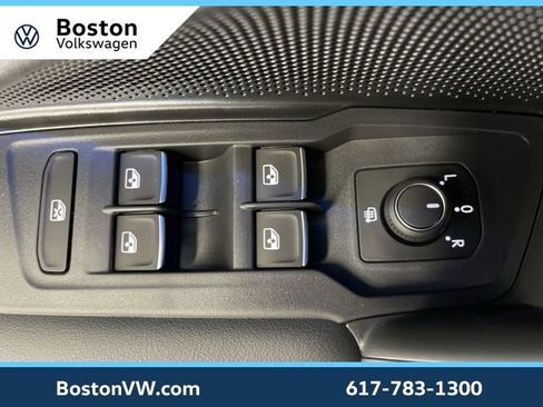 New 2026 Volkswagen Tiguan SE AWD/4WD image 29