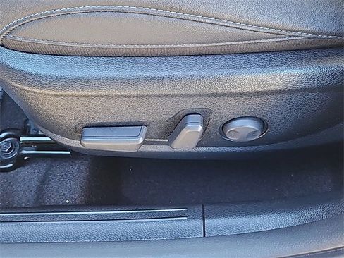 Certified 2023 Kia Seltos EX image 15