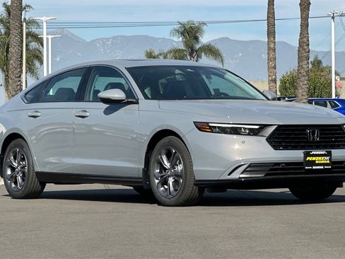 New 2025 Honda Accord EX-L image 2