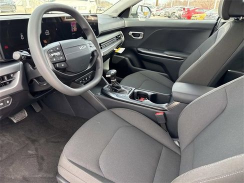 New 2026 Kia K4 LXS image 11