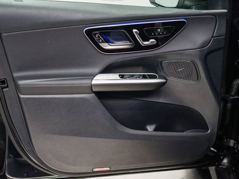 Certified 2025 Mercedes-Benz GLC 300 image 20