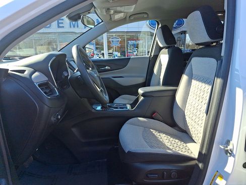 Used 2023 Chevrolet Equinox LS w/ LS Convenience Package image 14