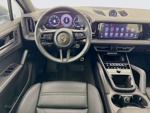 Certified 2025 Porsche Cayenne GTS image 26