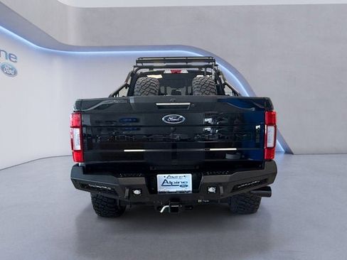 Used 2022 Ford F250 Lariat w/ Lariat Ultimate Package AWD/4WD image 4