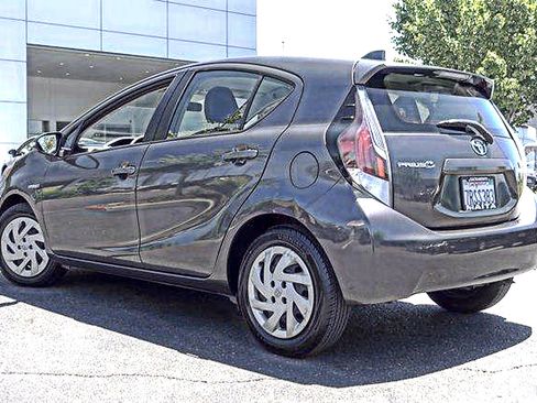 Used 2015 Toyota Prius C Two FWD image 7