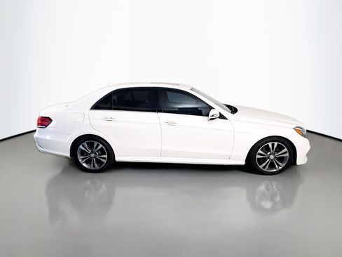 Used 2016 Mercedes-Benz E 350 Sedan w/ Premium Package image 11