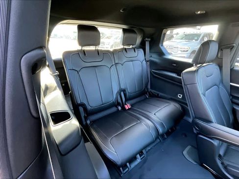 New 2025 Jeep Grand Cherokee L Limited AWD/4WD image 24