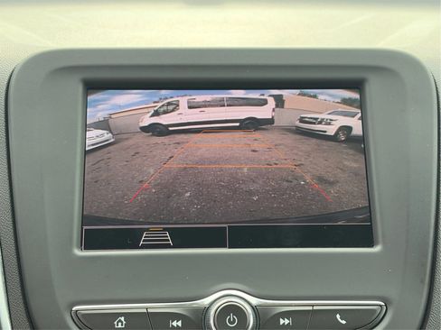 Used 2023 Chevrolet Equinox LT image 32