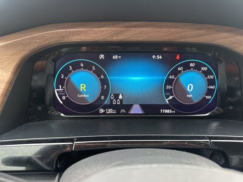 Used 2024 Volkswagen Atlas SE w/ Black Wheel Package image 26