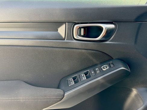 Used 2024 Honda Civic Sport image 29