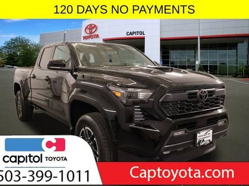 Certified 2025 Toyota Tacoma TRD Sport AWD/4WD image 1