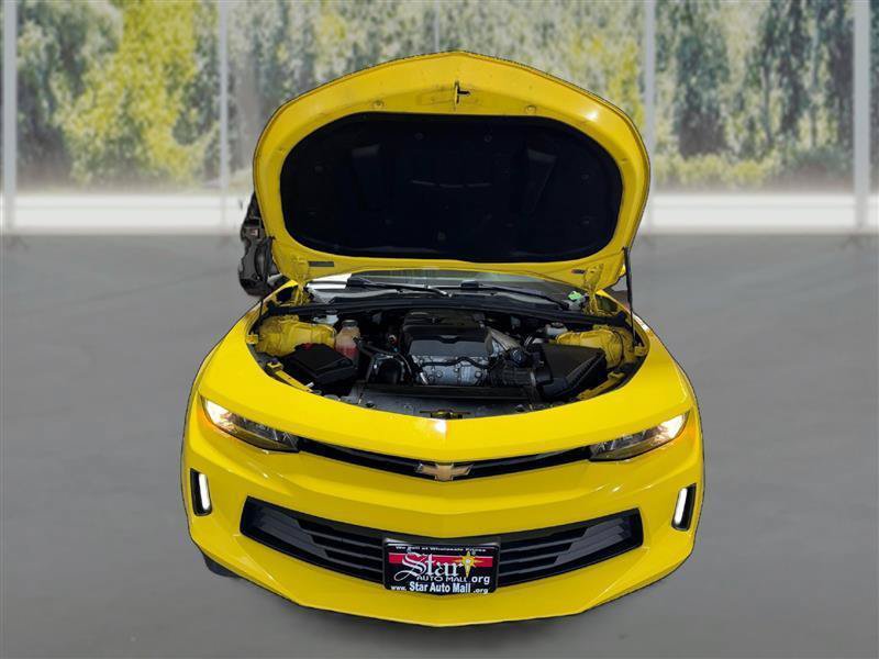 Used 2016 Chevrolet Camaro LT RWD image 10