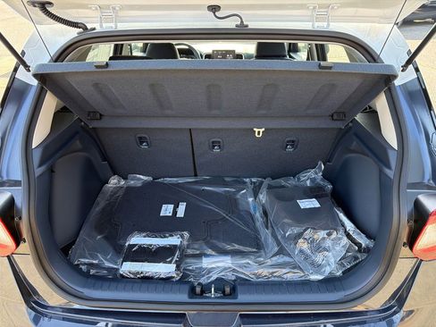 New 2026 Hyundai Venue SEL image 18