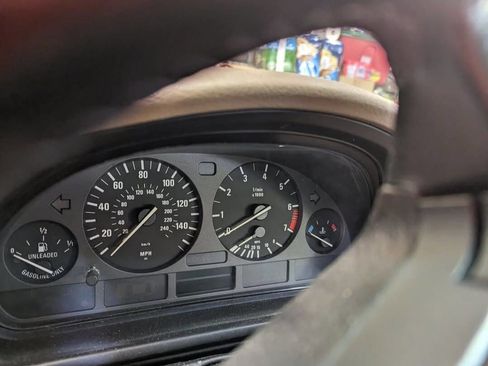 Used 2000 BMW 528i 528i 4dr Wagon image 10