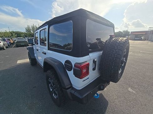 Used 2024 Jeep Wrangler Unlimited Rubicon 4xe AWD/4WD image 7