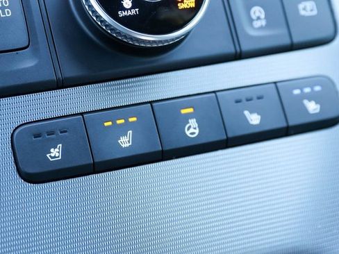 Used 2024 Hyundai Palisade Calligraphy image 32