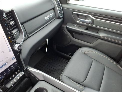 Used 2022 RAM 1500 Big Horn AWD/4WD image 25