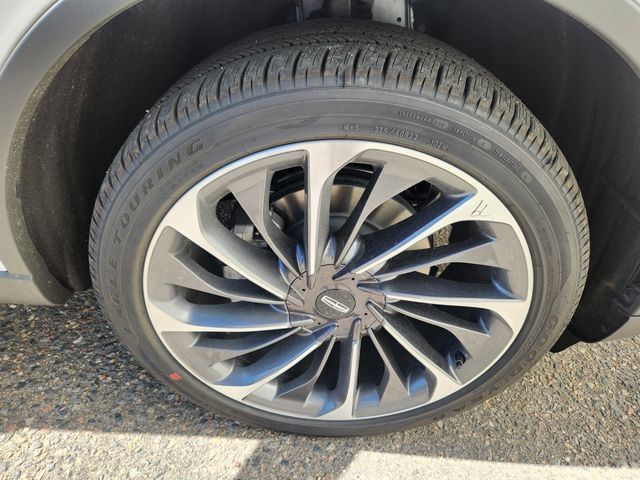 New 2026 Lincoln Aviator Reserve AWD/4WD image 17