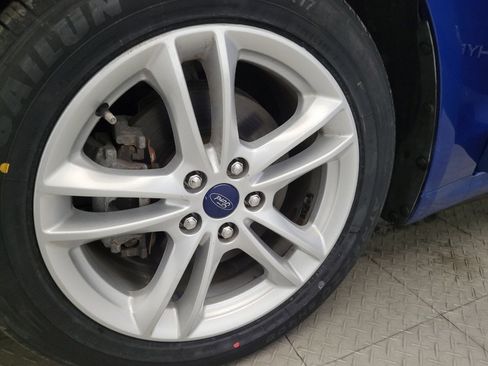 Used 2018 Ford Fusion S image 31