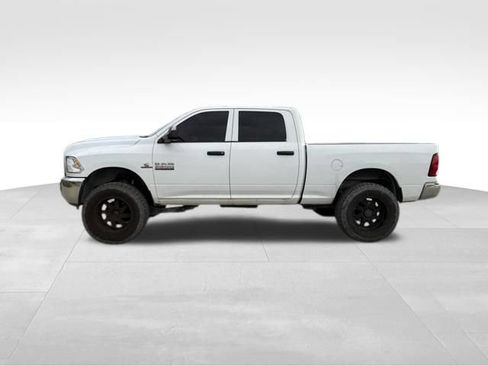 Used 2016 RAM 2500 Tradesman w/ Chrome Appearance Group AWD/4WD image 6